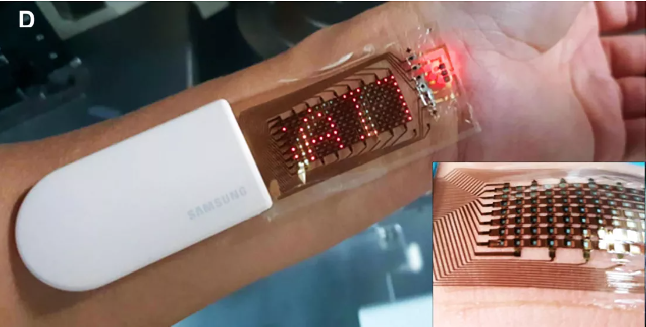 Samsung đang phát triển màn hình OLED có thể co giãn cho các thiết bị đeo trong tương lai