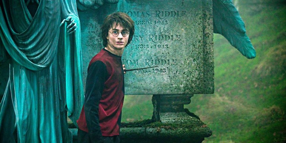 Daniel Radcliffe chia sẻ về phân cảnh thót tim nhất của anh trong phim Harry Potter
