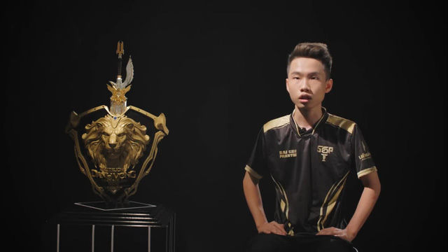 Thần đồng Liên Quân Mobile bất ngờ bị khóa tài khoản với nguyên do được cho là "buff bẩn"