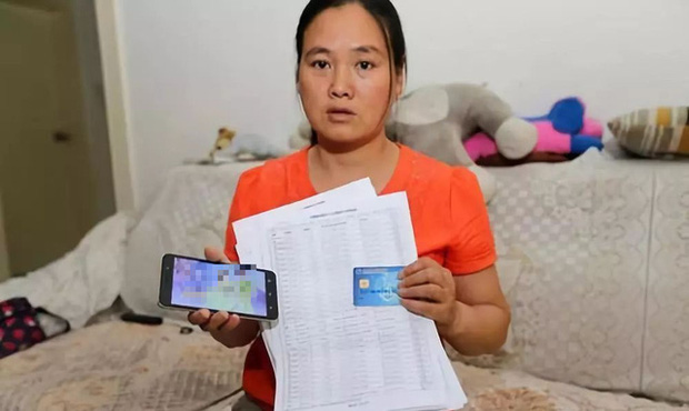 Bậc phụ huynh và vấn nạn con tiêu hết tiền trong tài khoản ngân hàng vào trò chơi điện tử