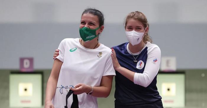 Phát hiện nữ vận động viên đoạt huy chương vàng Olympics 2020 là fan cứng The Witcher