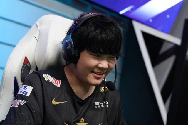 LMHT: Không đem Trừng Phạt khi thi đấu, tuyển thủ Đi rừng của V5 bay mất 1 tháng lương