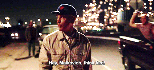 Những sự cố thú vị bất ngờ trong hậu trường các bom tấn Hollywood Phần 1  4