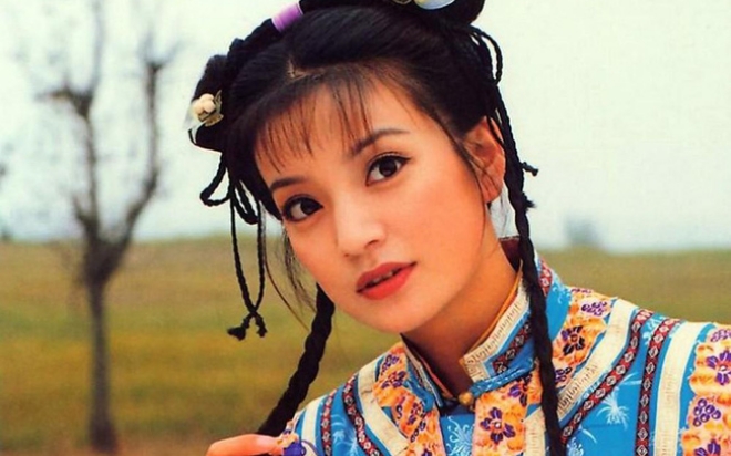 Drama Triệu Vy - Én nhỏ bị phát lệnh truy nã quốc tế vì trốn khỏi Trung Quốc