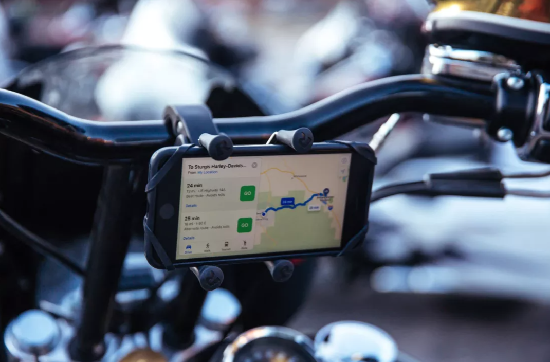 Apple: Rung động từ xe moto có thể làm hỏng camera iPhone