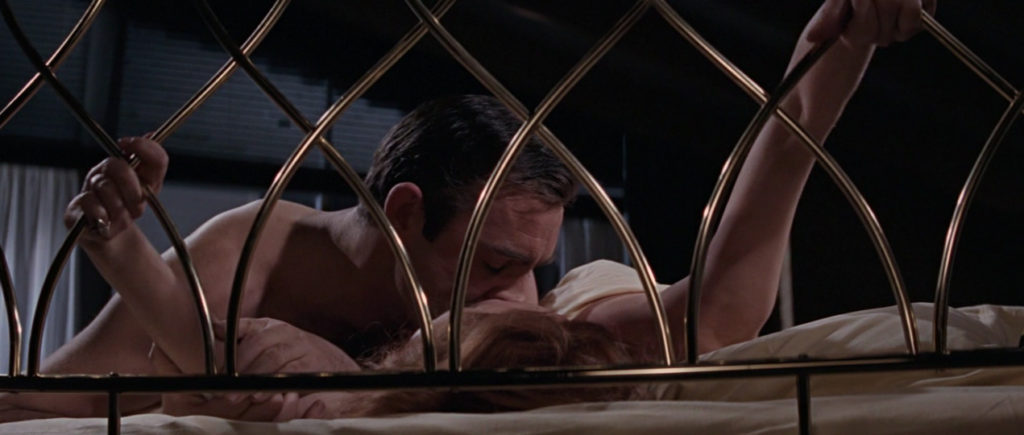 Đạo diễn của No Time To Die lên án cảnh sex của diễn viên Điệp viên 007