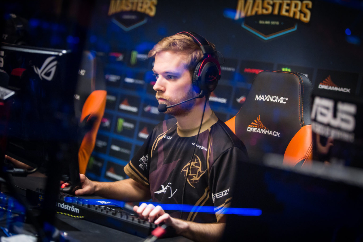 Huyền thoại CS:GO Xizt giải nghệ ở tuổi 30