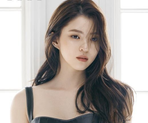 Nhan sắc của nàng "tiểu tam quốc dân" xứ Hàn từng gây chao đảo Netflix 