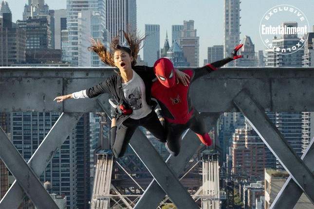 Loạt ảnh nhá hàng mới của Spider-Man 3 bị chế thành meme cười bể bụng