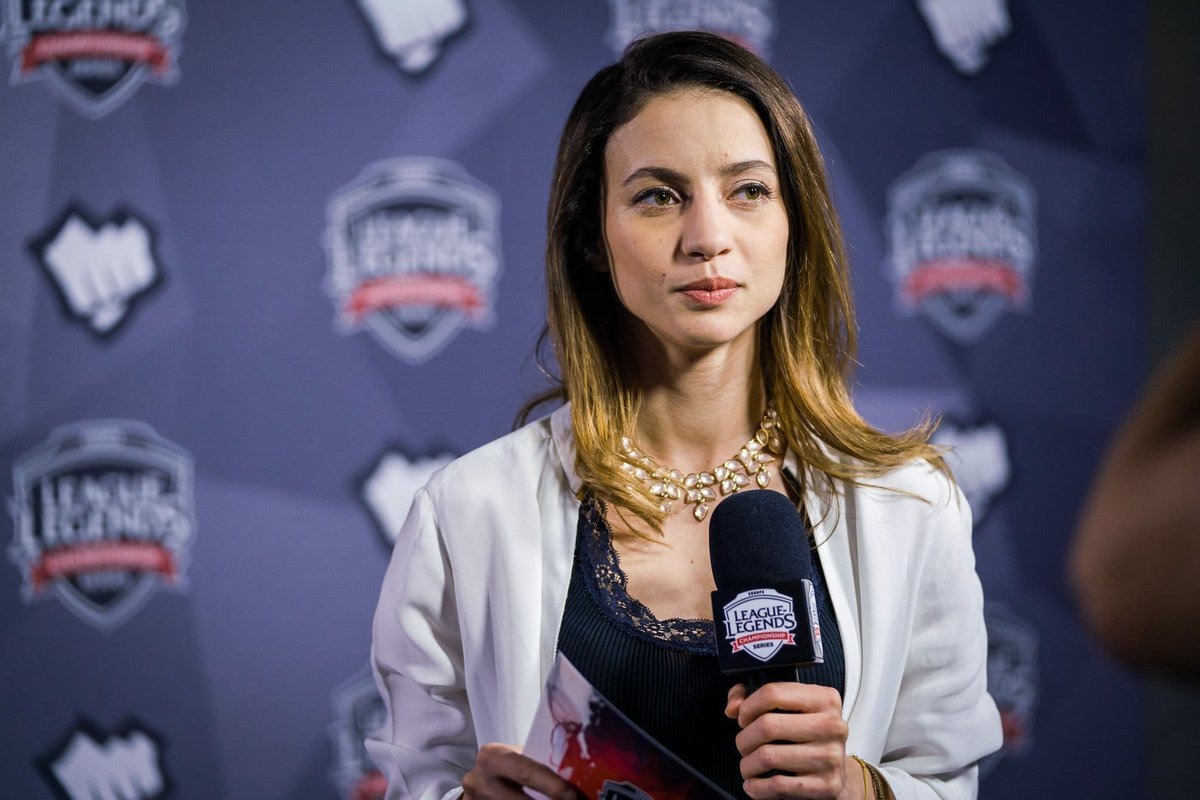 LMHT: Thực hư câu chuyện nữ MC LEC sẽ "khỏa thân" nếu Rekkles tham gia vào đội tuyển của Pháp