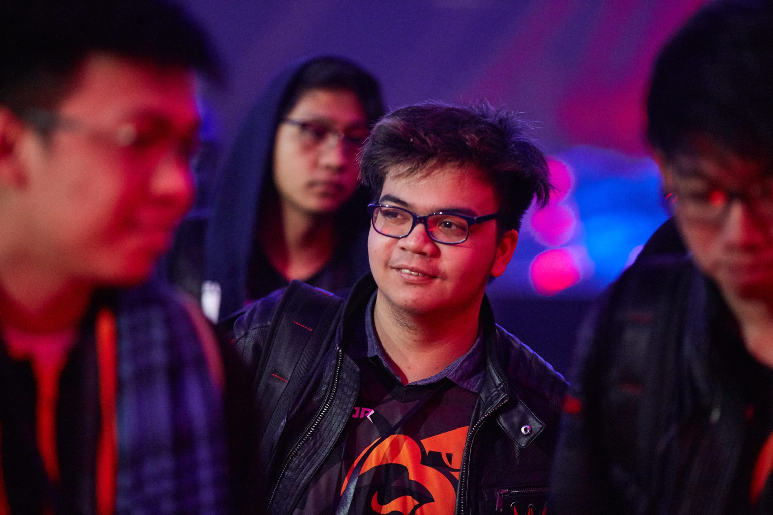 Raven, Jabz và DJ sẽ ở lại với đội hình Dota 2 của Fnatic