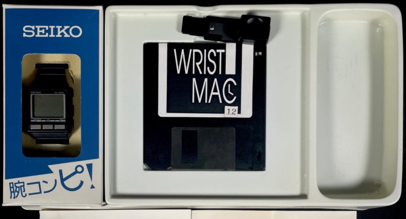 Apple WristMac: Thiết bị đeo Macintosh năm 1988 được bán với giá 100.000 USD