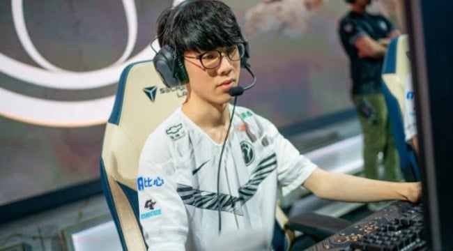 LMHT: Doinb khẳng định TheShy vẫn còn khao khát được tiếp tục thi đấu tại LPL