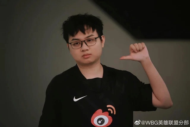 LMHT: SofM chính thức trở thành nội binh của LPL, liệu bùa lợi nội binh có giúp anh Vô địch CKTG?