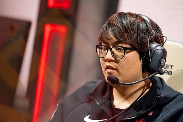 LMHT: Doinb lên tiếng cà khịa đồng đội cũ ngay khi biết tin Gimgoon sẽ giải nghệ