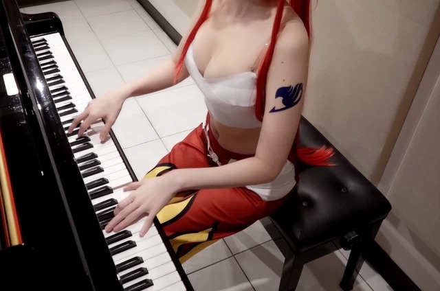 Nữ Youtuber Pan Piano bị lộ mặt thật kém xinh, fan vẫn một mực ủng hộ cô nàng hết mình