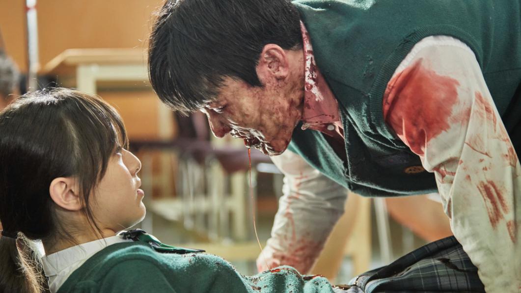 Review All Of Us Are Dead - Ngôi Trường Xác Sống: Căng thẳng xuyên suốt 12 giờ đồng hồ!