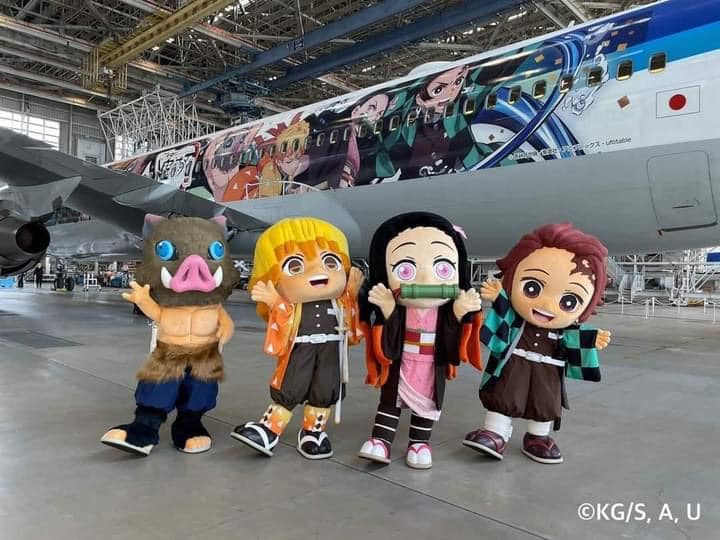 Là fan Thanh Gươm Diệt Quỷ, hãy thử một lần đi chuyến bay chủ đề Kimetsu No Yaiba này!
