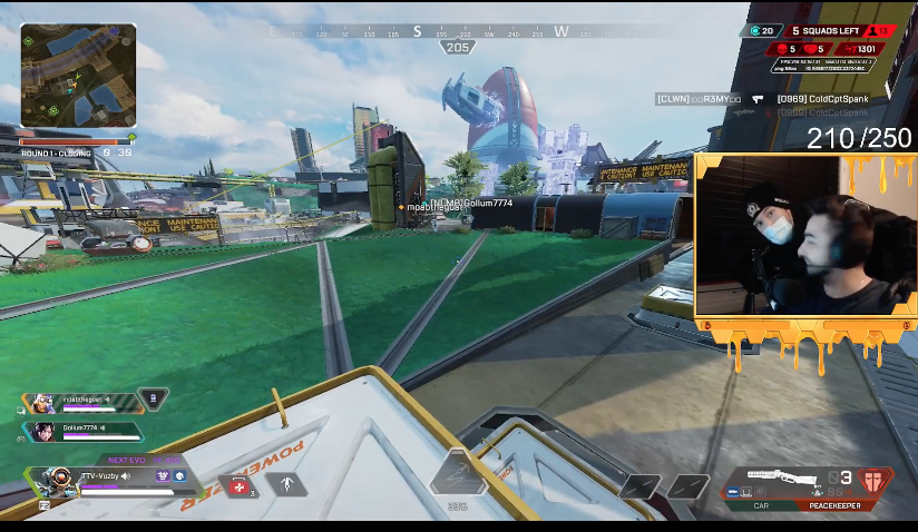 Cảnh sát "ghé thăm" streamer sau khi nghe anh ta kêu cứu trong Apex Legends