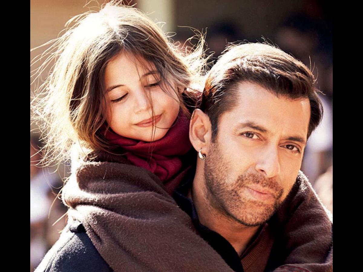 Nhan sắc ngày ấy - bây giờ của "tiểu công chúa" được mệnh danh là diễn viên đẹp nhất Ấn Độ