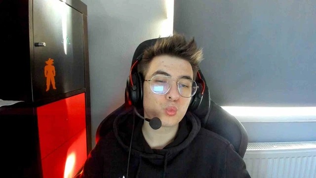 LMHT: Xuất hiện cái tên vi phạm luật của Riot nặng nề nhưng án phạt nhận được chỉ kéo dài 1 năm