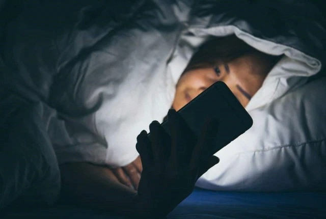 Staying up late – A difficult but potentially dangerous habit of a large number of gamers