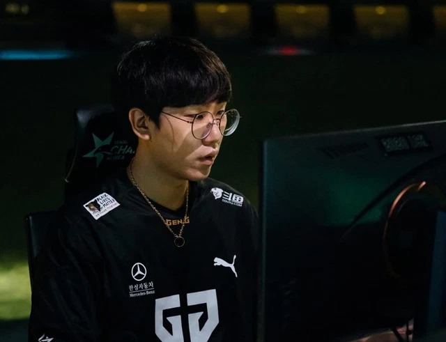 LMHT: Vừa tuyên bố sẽ "shutdown" T1, nam Xạ thủ Ruler đã phải tạm nghỉ thi đấu vì dịch bệnh