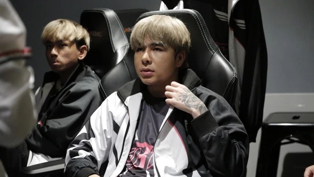 LMHT: Zeros bất ngờ khoe đạt Top 1 Thách Đấu và xin unban từ Riot, nhưng game thủ lại phát hiện nhiều nghi vấn