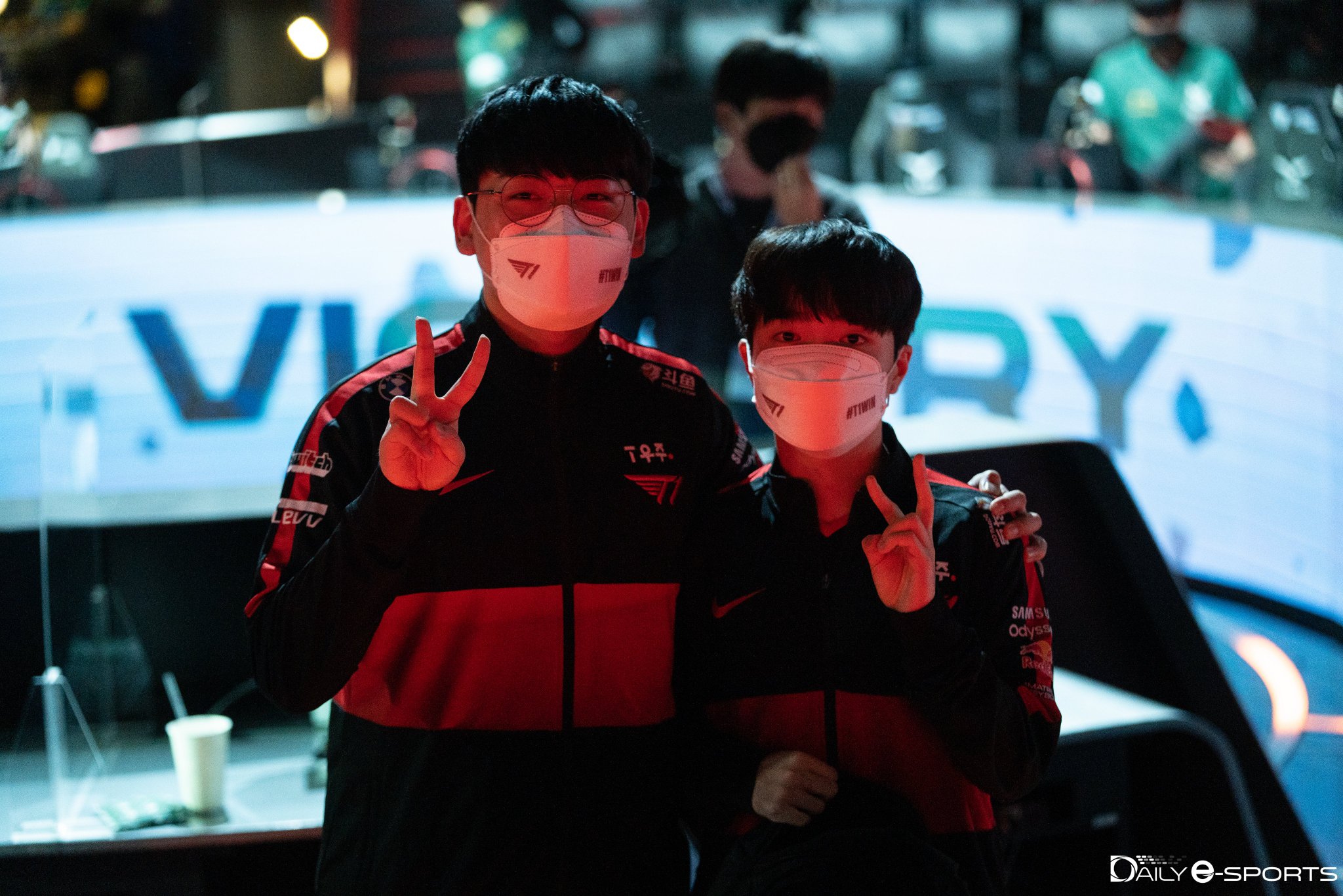 Hai tuyển thủ trẻ của T1 xác lập kỉ lục mới trong LCK