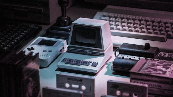 Bảo tàng Máy tính tư nhân tại Mariupol bị phá hủy, bay màu hơn 500 vật phẩm xưa đầy giá trị