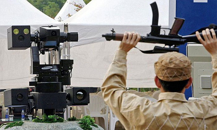 Samsung từng tạo ra robot chiến đấu cực 'ngầu'