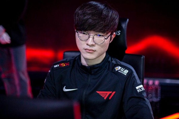 LMHT: Faker vừa lên tiếng thì cả T1 vả KeSPA đều có động thái chấn chỉnh lịch trình ngay lập tức