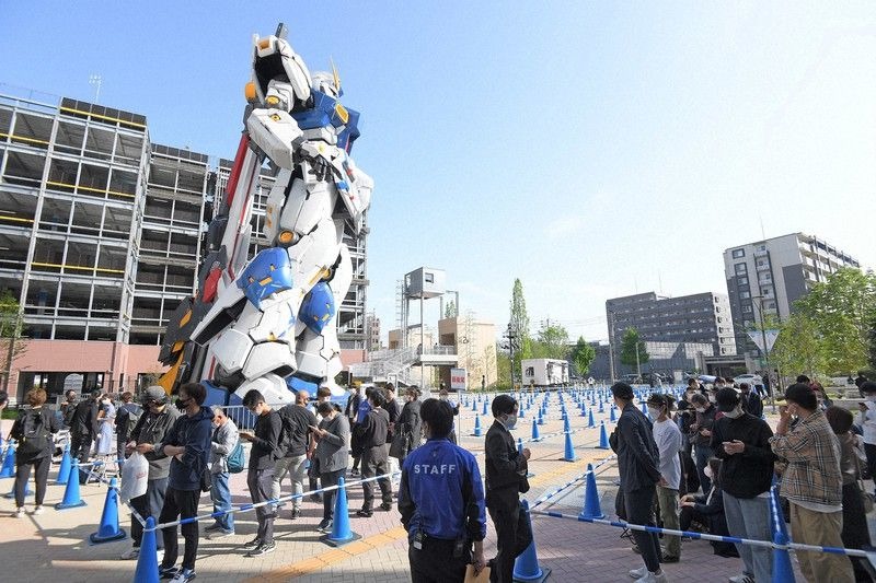 Xuất hiện mô hình Gundam cao hơn 24m tại trung tâm thương mại Nhật Bản
