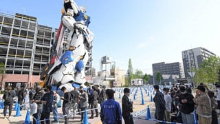 Xuất hiện mô hình Gundam cao hơn 24m tại trung tâm thương mại Nhật Bản