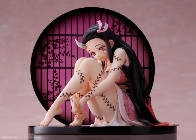 Cộng đồng phẫn nộ với figure Nezuko dạng quỷ được thiết kế gợi cảm quá đà