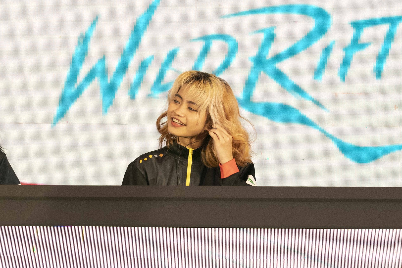 Cùng ngắm nhìn nhan sắc tuyển thủ Valiente A của Tốc Chiến nữ Philippines