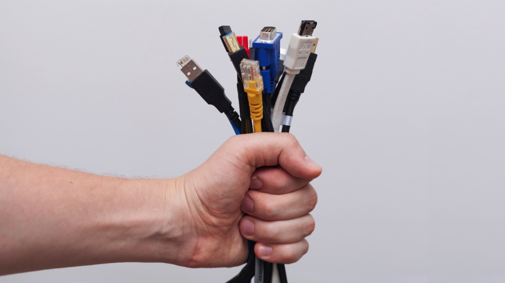 HDMI vs DisplayPort: Bạn nên sử dụng cổng nào cho màn hình PC của mình?