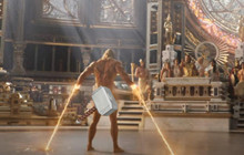 Thor Love And Thunder: Cảnh Thor nude với hình xăm Loki được fan Trung Quốc 'săm soi'