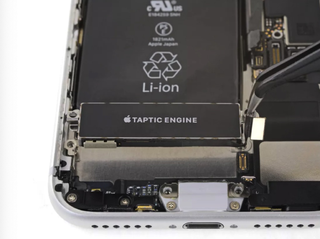 Apple tiếp tục "bóp" hiệu năng iPhone, bồi thường hơn 900 triệu USD