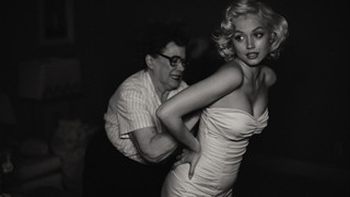 Mỹ nhân Cuba hóa "biểu tượng gợi cảm" Marilyn Monroe trong tựa phim 17+ mới