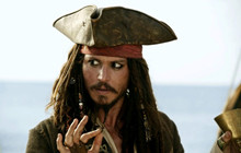 Johnny Depp phủ nhận bản hợp đồng trở lại Pirates of the Caribbean với Nhà Chuột