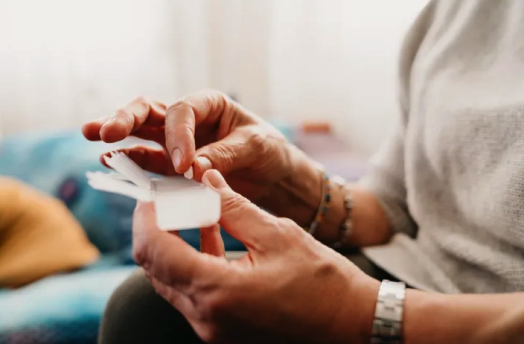 Nghiên cứu "thần dược" mới giúp con người sống đến 200 tuổi khi loại bỏ tế bào zombie