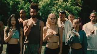 Mỹ nhân BLACKPINK lấn sân sang Hollywood đóng phim cùng The Weeknd và con gái Johnny Depp 