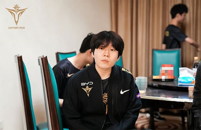 LMHT: Rookie bất ngờ cho rằng Faker là nguyên nhân khiến chất lượng rank Hàn giảm sút