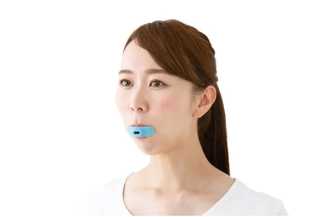 Biến hát live dỡ thành hát hay như diva, khi bạn ngậm thiết bị này trong vòng 3 phút 