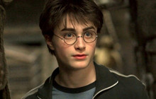 Tài tử Harry Potter vẫn "ghen tị" với đồng nghiệp dù catxe đã chạm ngưỡng 100 triệu USD