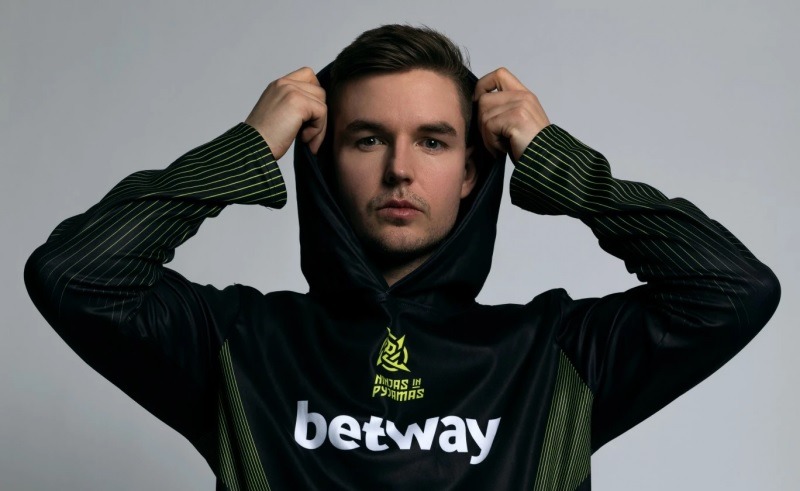 Dev1ce có thể sẽ tiếp tục vắng mặt tại kì Rio Major CS:GO 2022 sắp tới