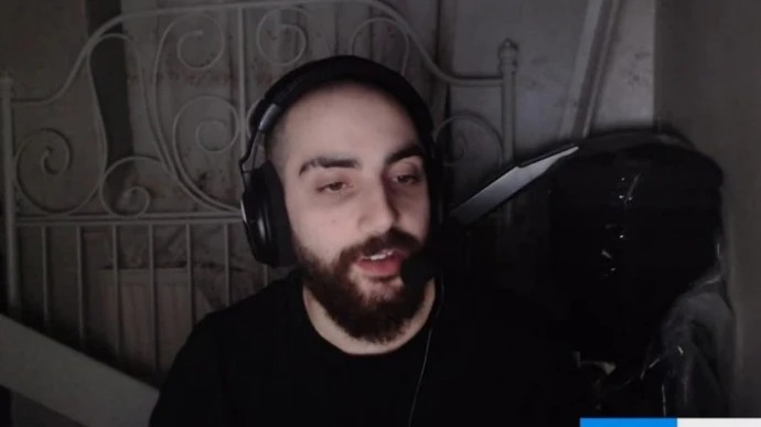 Nam streamer thừa nhận vay tiền đồng nghiệp để đánh bạc