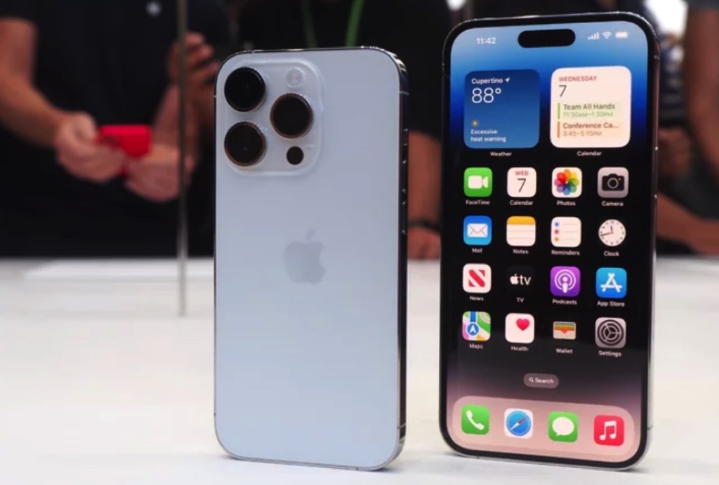 Apple phát hành iOS 16.0.2: Fix lỗi rung camera trên iPhone 14 Pro; Lỗi sao chép và dán