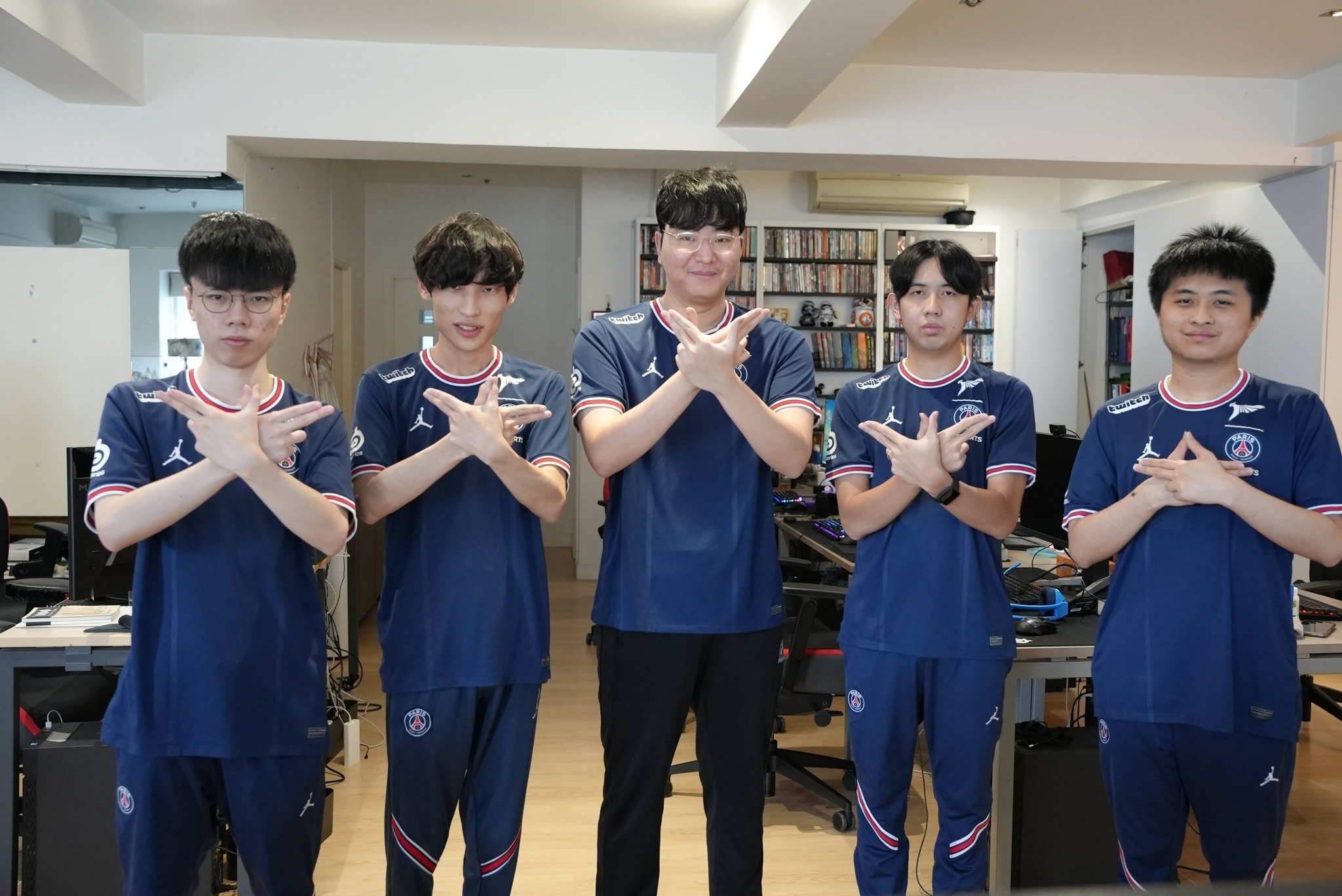 LMHT: Người anh em PSG Talon bât ngờ đăng tải lời chúc cho GAM và SGB tại CKTG 2022